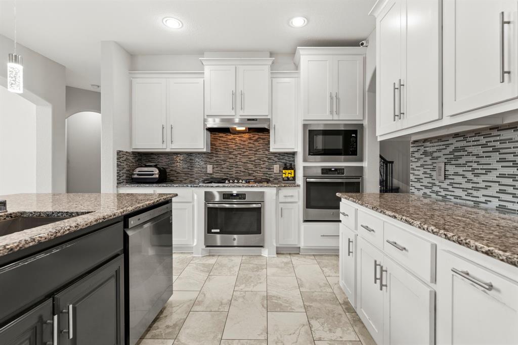 32019 Casa Linda Drive Drive, Hockley, Texas image 18