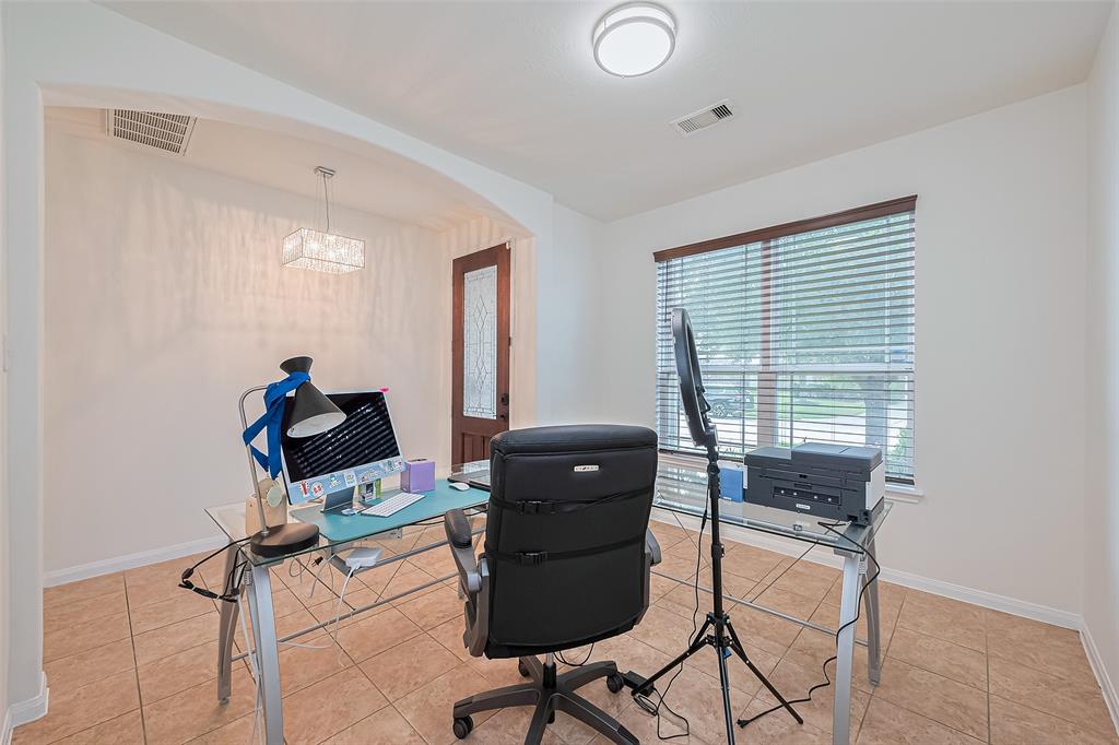 24411 Lakecrest Town Drive