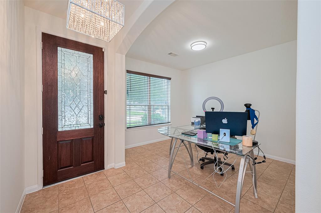 24411 Lakecrest Town Drive
