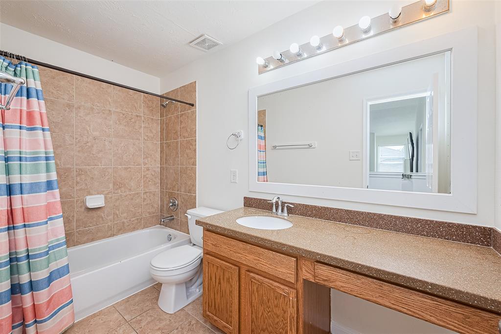 24411 Lakecrest Town Drive, Katy, Texas image 21