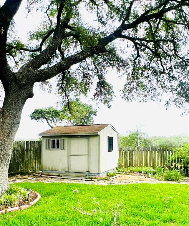 736 Sarah Jo Street, La Grange, Texas image 27
