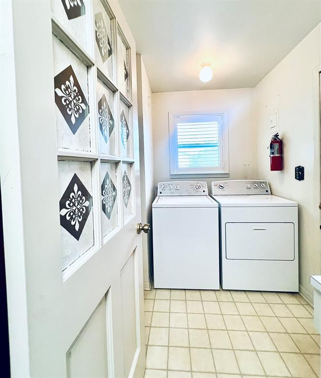 736 Sarah Jo Street, La Grange, Texas image 14