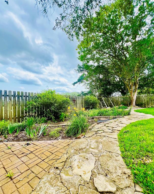 736 Sarah Jo Street, La Grange, Texas image 29