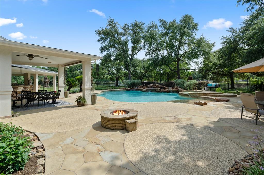9611 Stonebridge Place, Tomball, Texas image 36