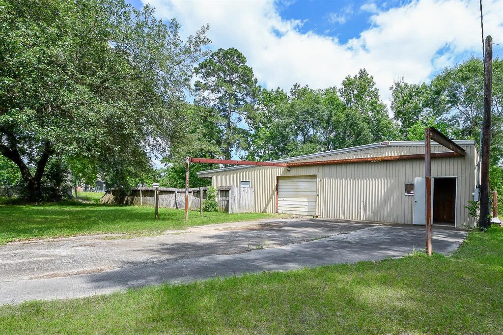 14374 Strausie Lane, Conroe, Texas image 37