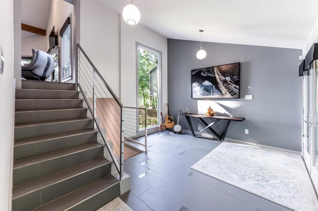 888 Cedar Lane