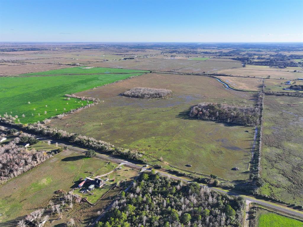 0000 Klien Road, Winnie, Texas image 1