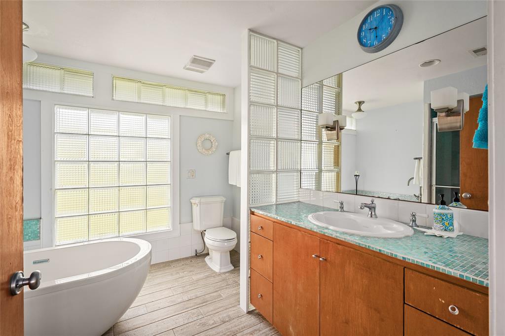 815 5th Street, San Leon, Texas image 19