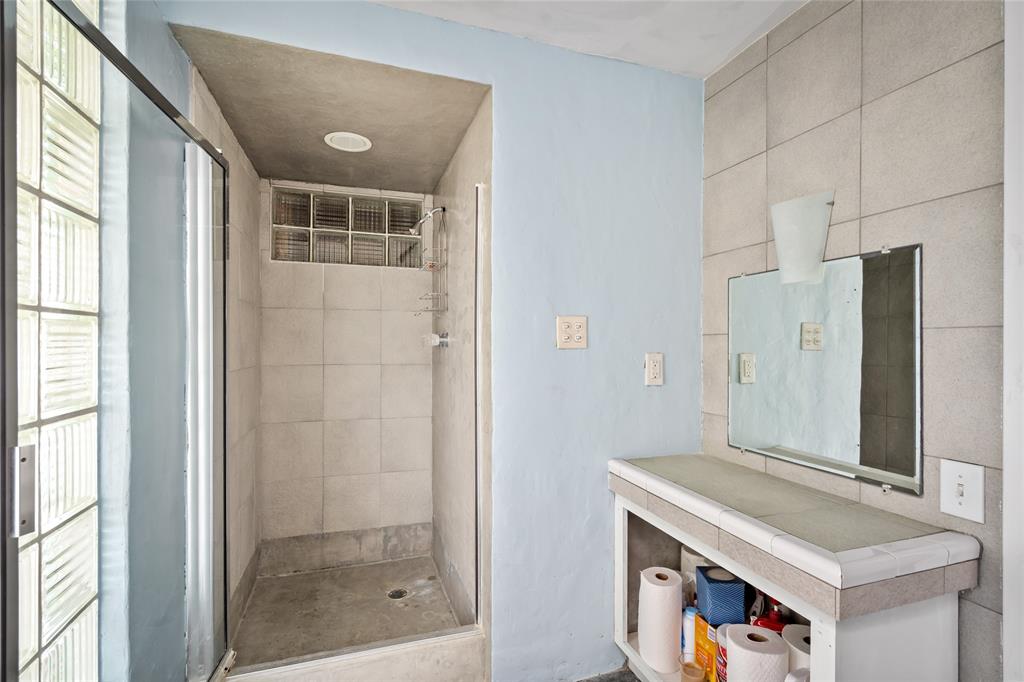 815 5th Street, San Leon, Texas image 35