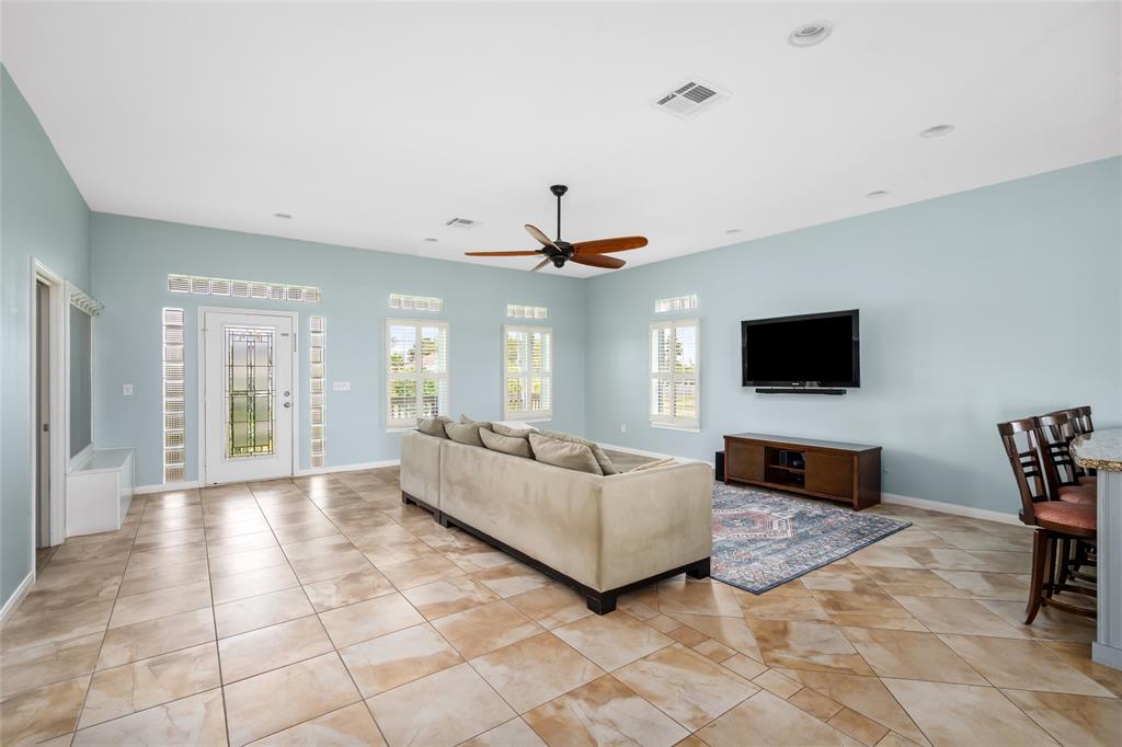 815 5th Street, San Leon, Texas image 7
