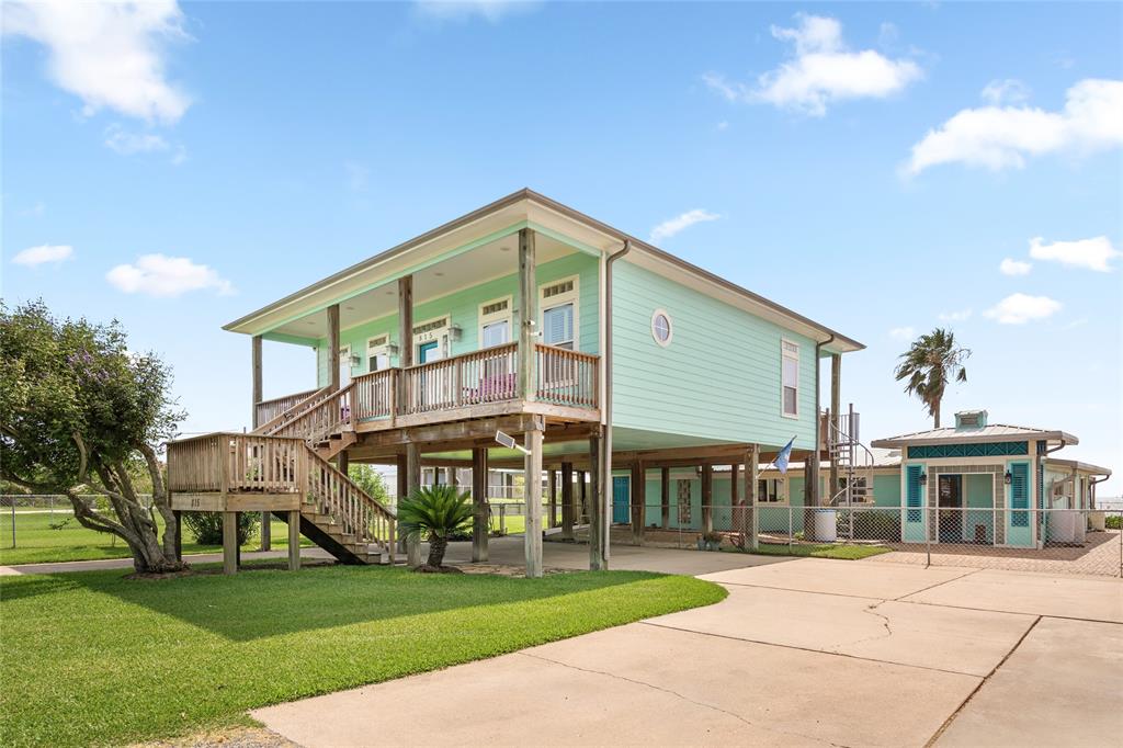 815 5th Street, San Leon, Texas image 5