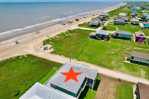 A home in Crystal Beach