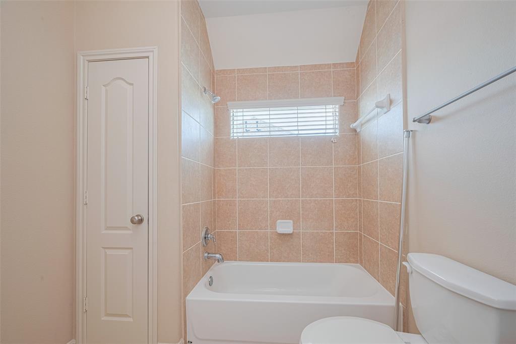 4211 Turtle Trails Lane, Sugar Land, Texas image 29
