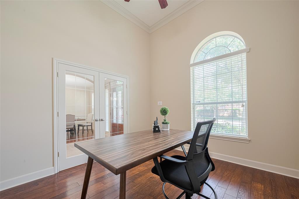 4211 Turtle Trails Lane, Sugar Land, Texas image 9