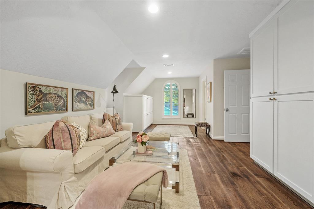 2207 Longmire Road, Conroe, Texas image 36