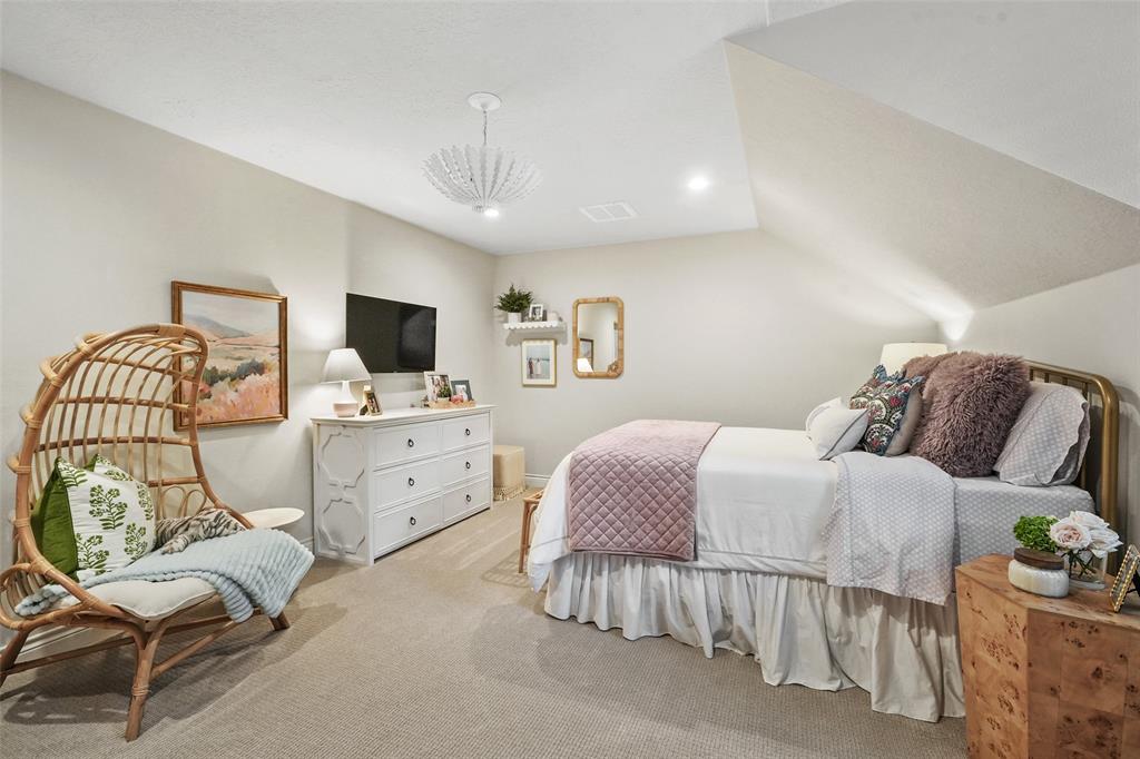 2207 Longmire Road, Conroe, Texas image 34