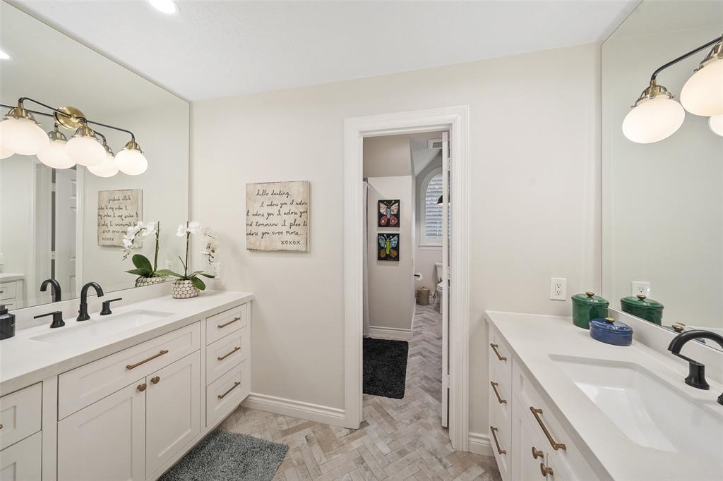 2207 Longmire Road, Conroe, Texas image 35