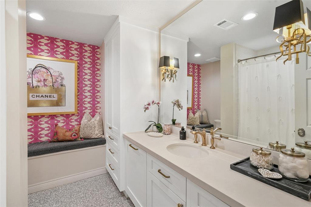 2207 Longmire Road, Conroe, Texas image 39