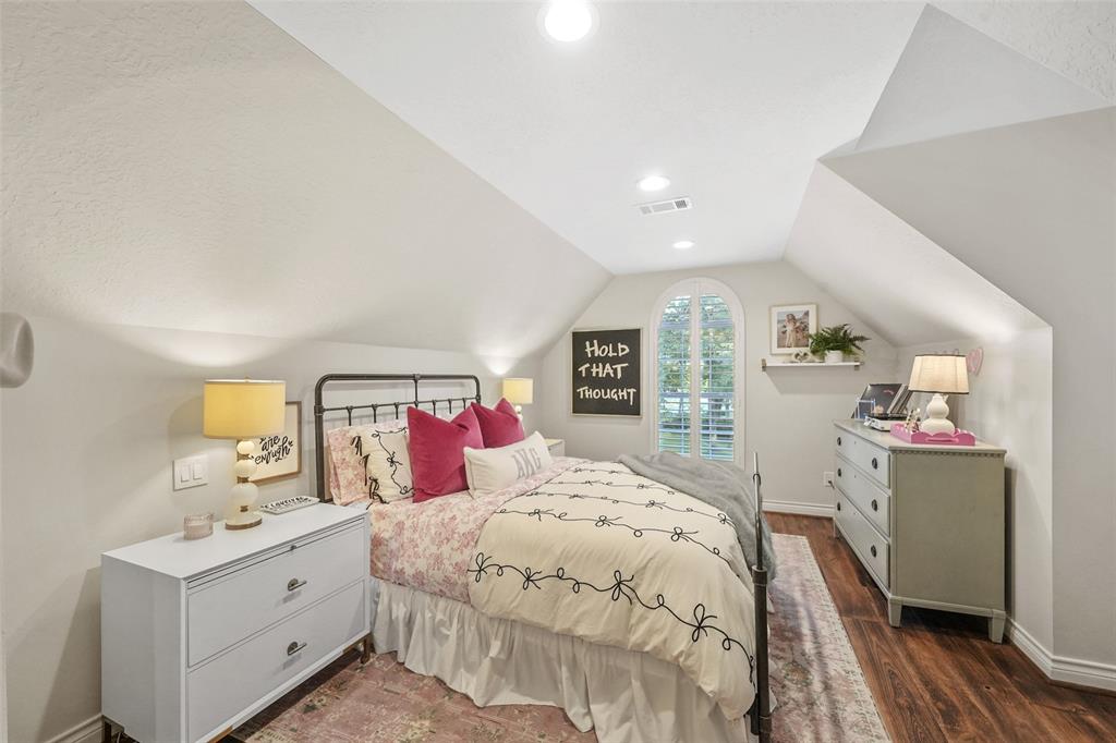 2207 Longmire Road, Conroe, Texas image 38