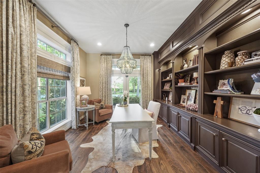 2207 Longmire Road, Conroe, Texas image 23