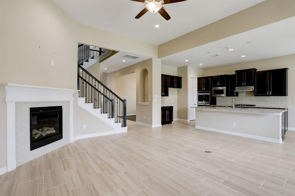 3514 Lake Lugano Circle, Katy, Texas image 13