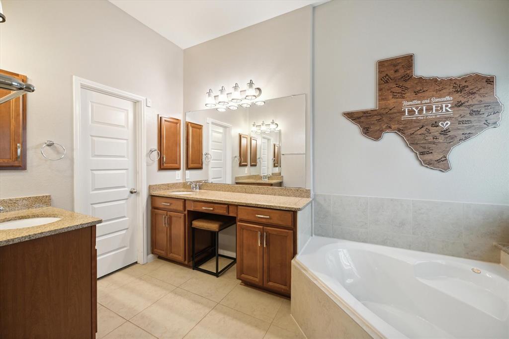 13214 Edison Trace Lane, Tomball, Texas image 16