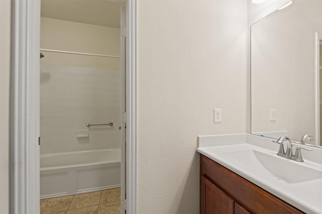 24914 Tribeca Lane, Katy, Texas image 32