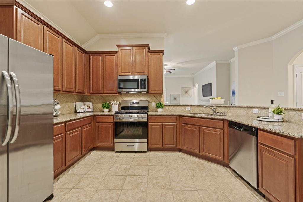 24914 Tribeca Lane, Katy, Texas image 12