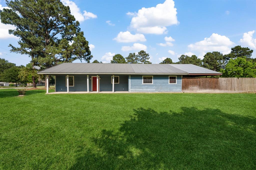208 County Road 2235, Cleveland, Texas image 2
