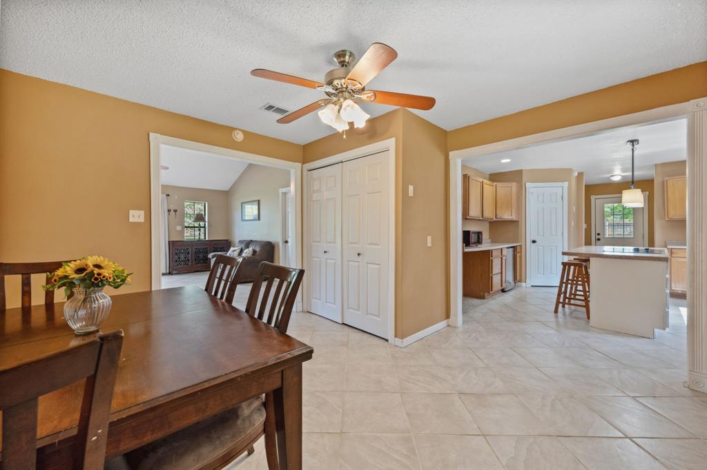 208 County Road 2235, Cleveland, Texas image 10