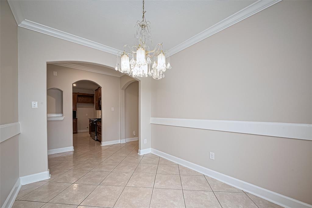 2409 Spears Drive, Humble, Texas image 17