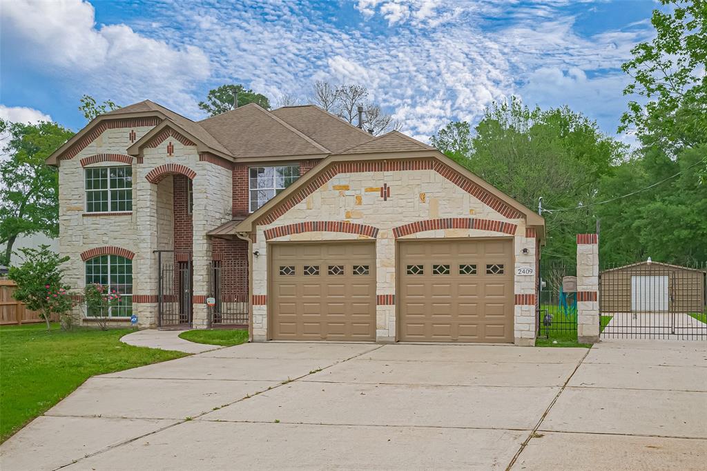 2409 Spears Drive, Humble, Texas image 3
