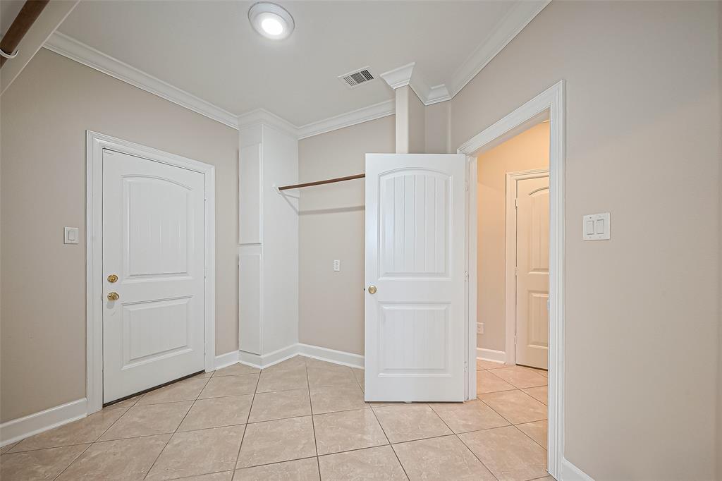 2409 Spears Drive, Humble, Texas image 23