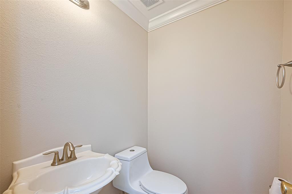 2409 Spears Drive, Humble, Texas image 21