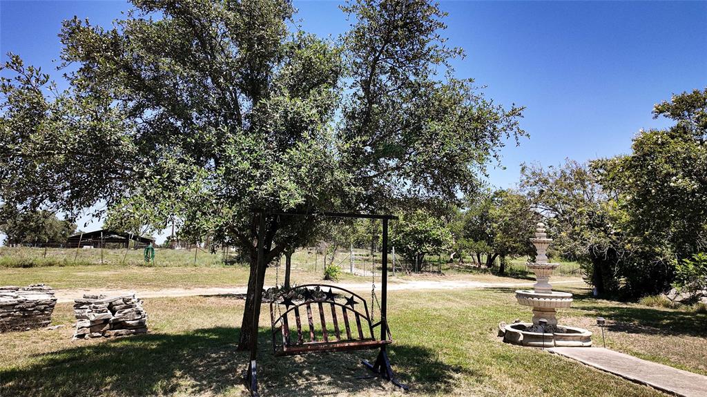 6401 Muleshoe Bend Trail, Marble Falls, Texas image 9