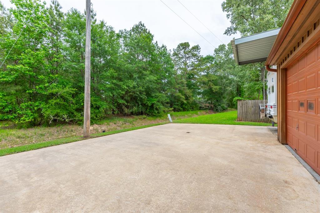 13470 Alaskan Drive, Beaumont, Texas image 29