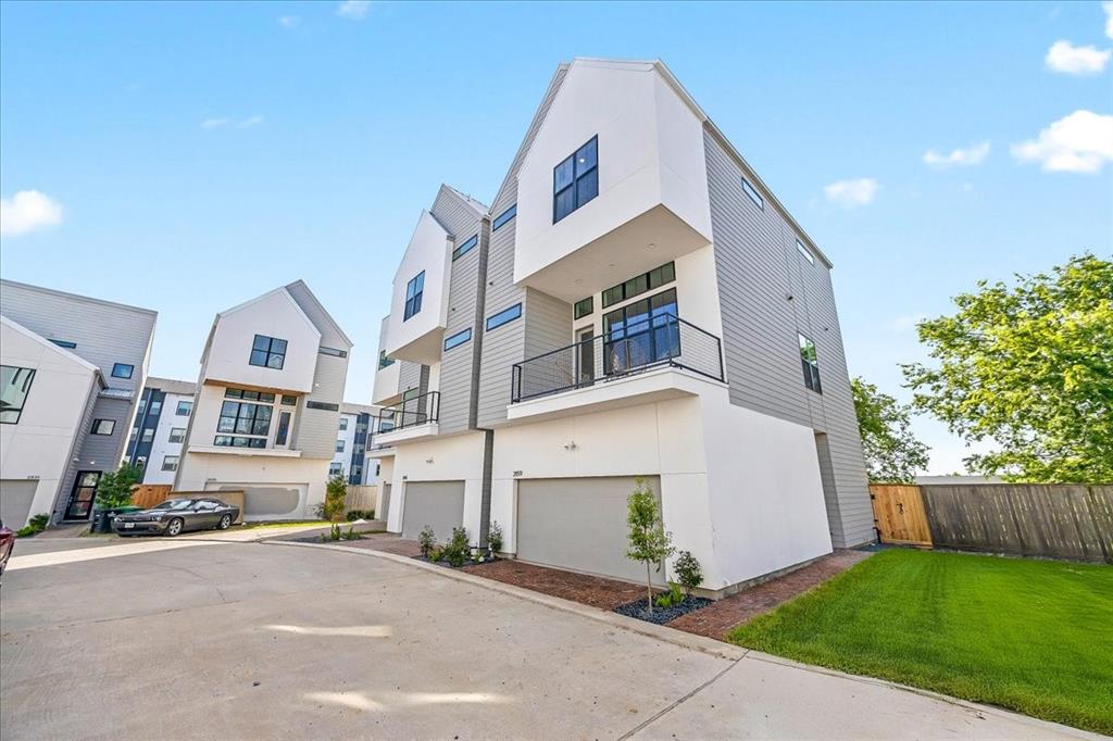 2859 Decker Place