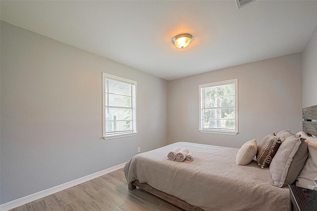 1803 Bayou Homes Drive, Galveston, Texas image 24