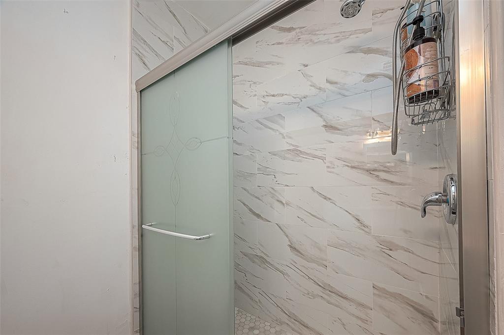1803 Bayou Homes Drive, Galveston, Texas image 21