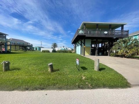 A home in Crystal Beach