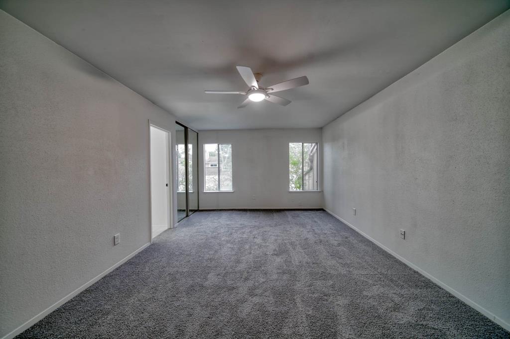 11650 Village Place Drive #302, Houston, Texas image 16