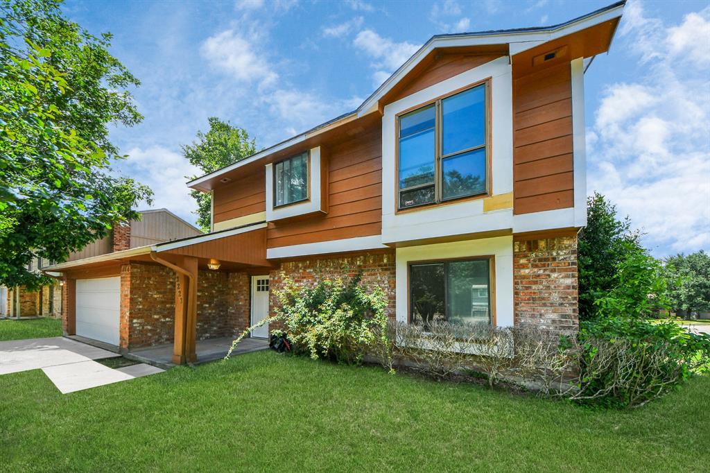 3223 Deer Valley Drive