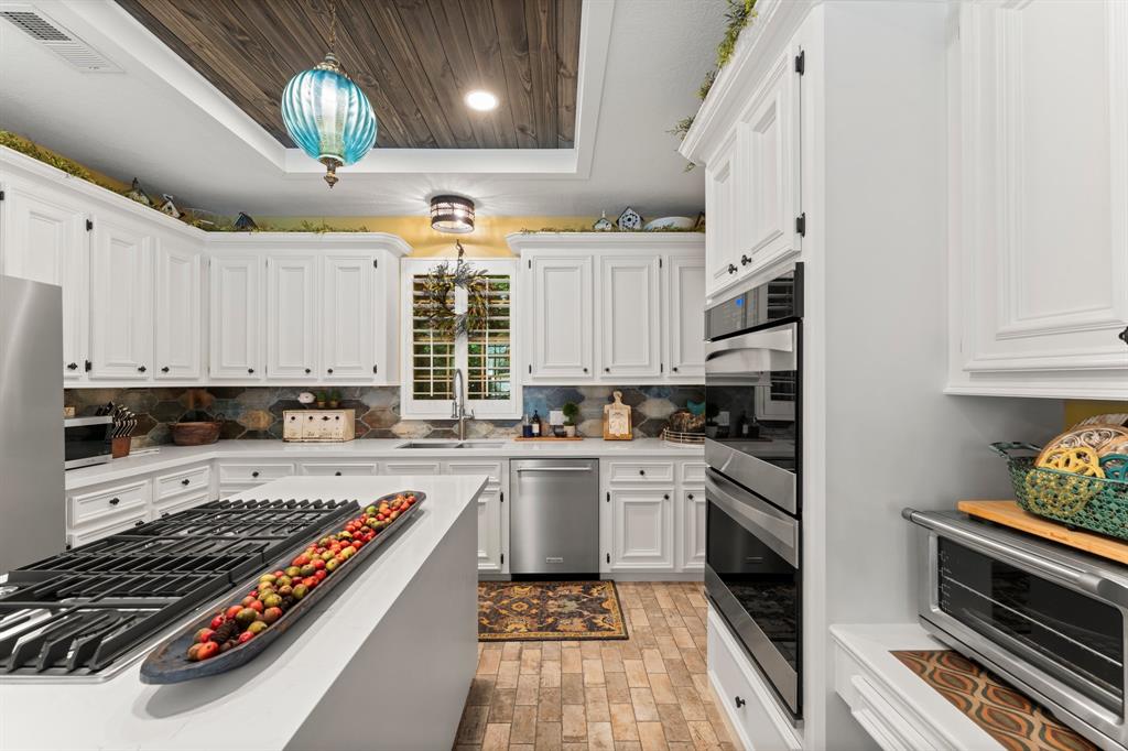 13311 Wildwood Drive, Tomball, Texas image 13