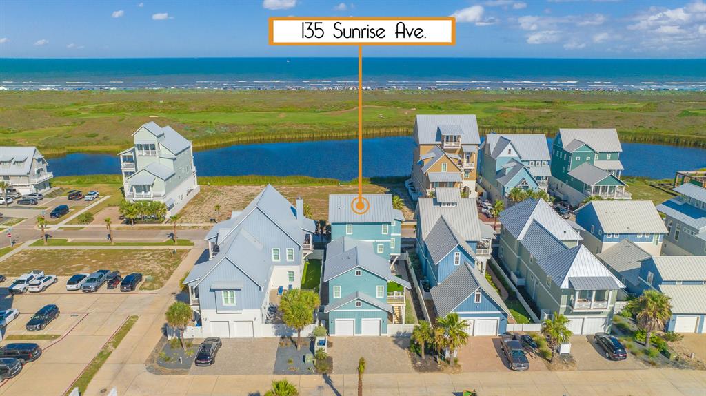 Photo 41 of 46 of 135 Sunrise Avenue house