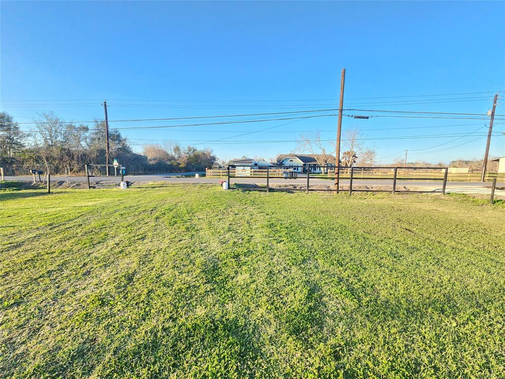 13323 33rd Street, Santa Fe, Texas image 8