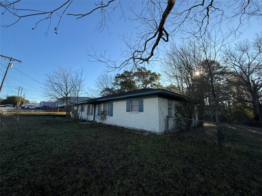 203 Paul Knox Street, Huntsville, Texas image 7