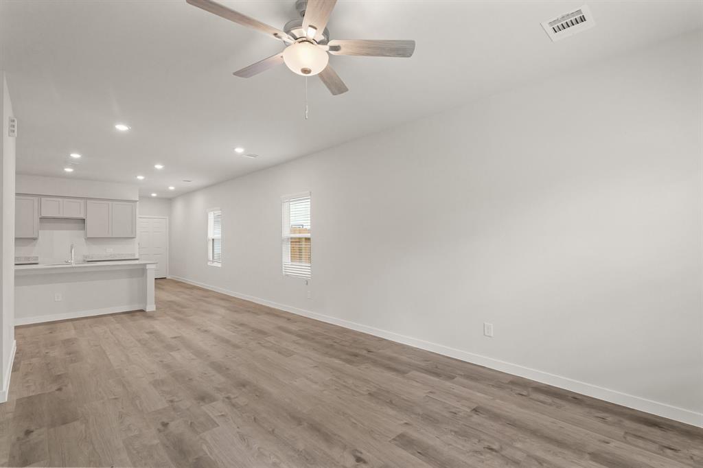 16303 Airborne Arch Lane, Porter, Texas image 5
