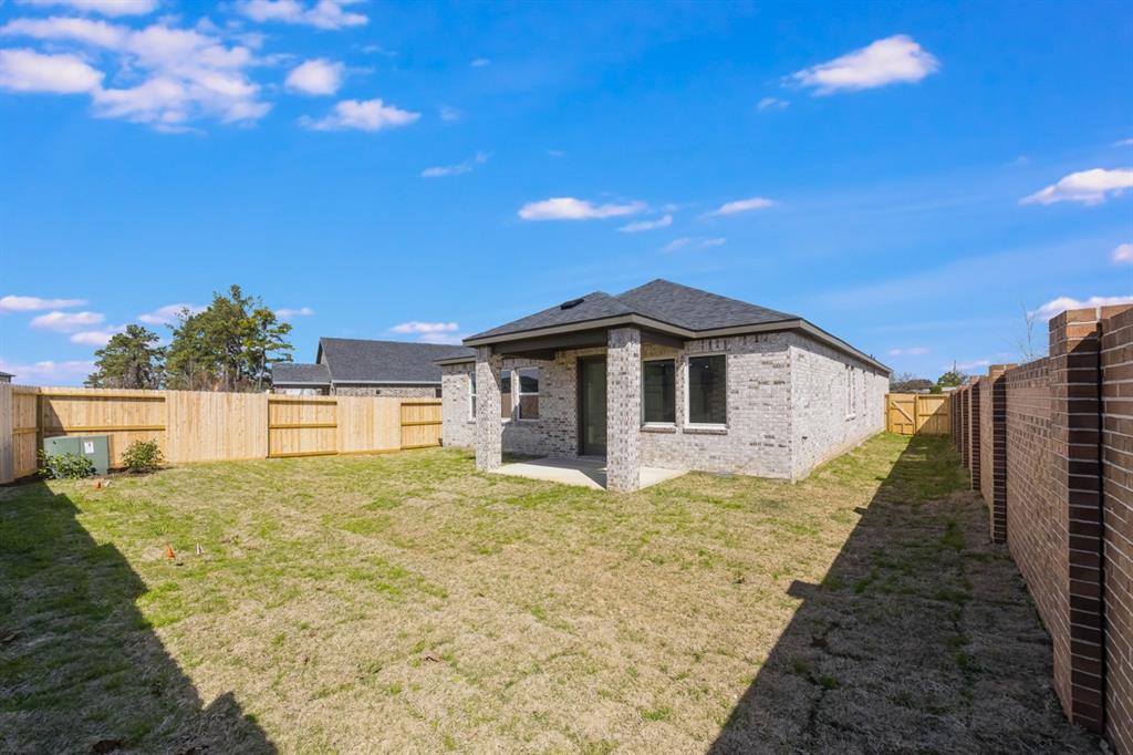 22203 W Yellow Rose Court, Tomball, Texas image 14