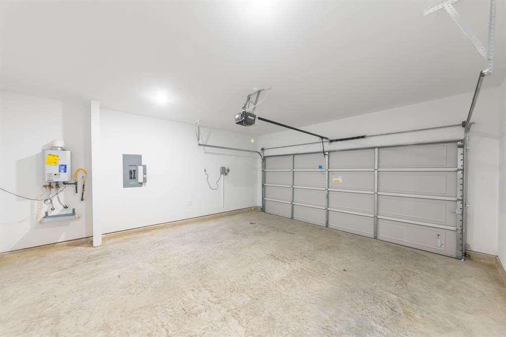 22203 W Yellow Rose Court, Tomball, Texas image 12