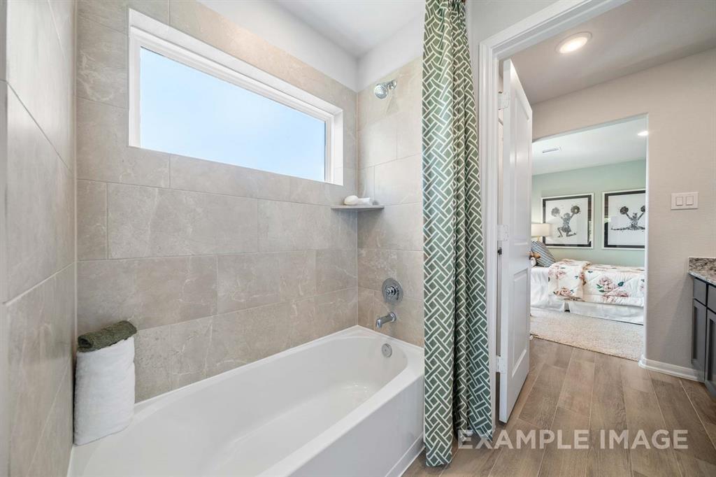 1802 Homewood Point Lane, Rosharon, Texas image 31